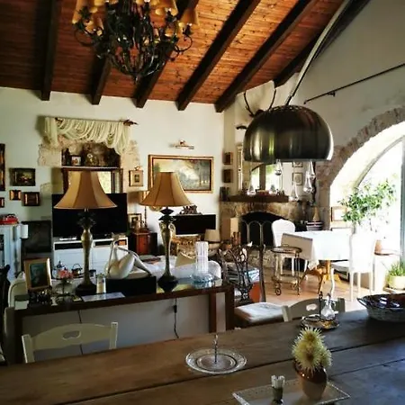 Maison Santarosa Проживание в семье